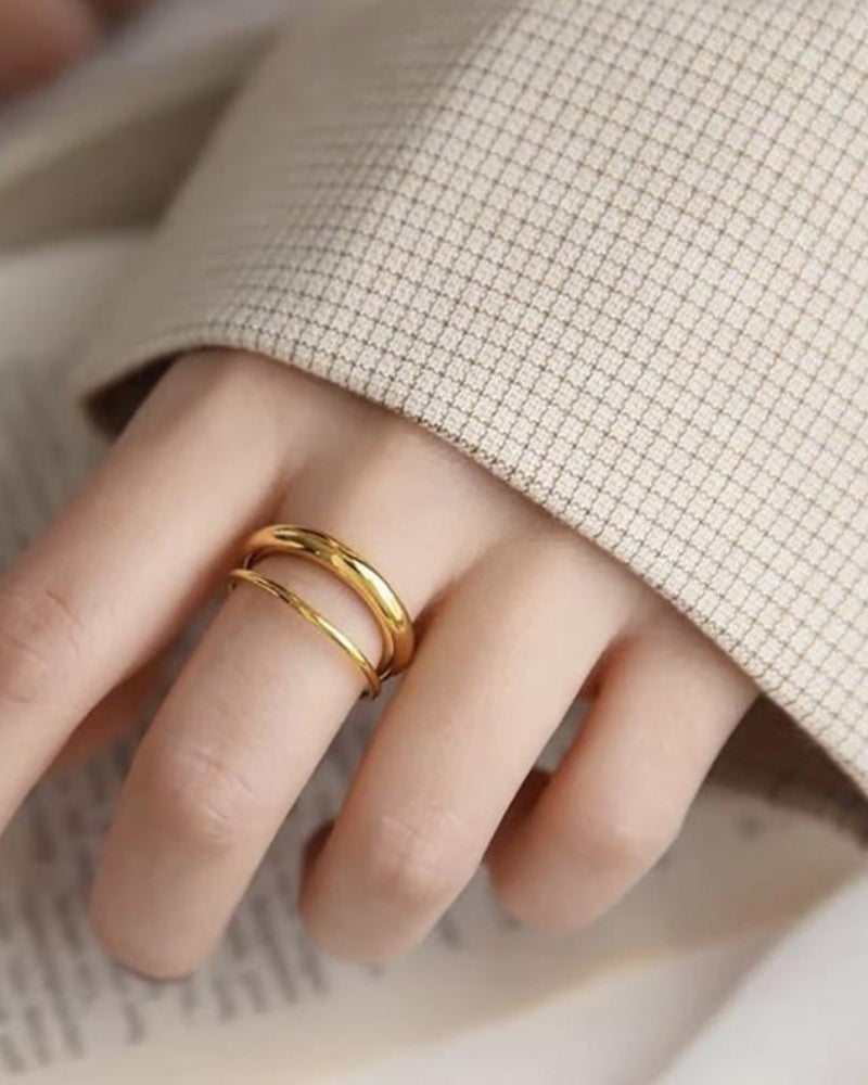 Stella Infinity Ring